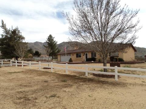 25131 Clark Rd, Apple Valley, CA 92307 photo 3