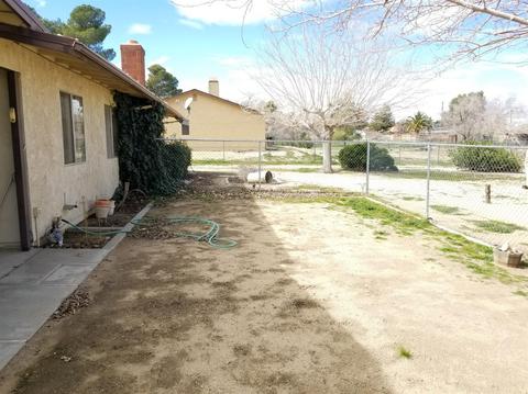 14590 Willow St, Hesperia, CA 92345 photo 18