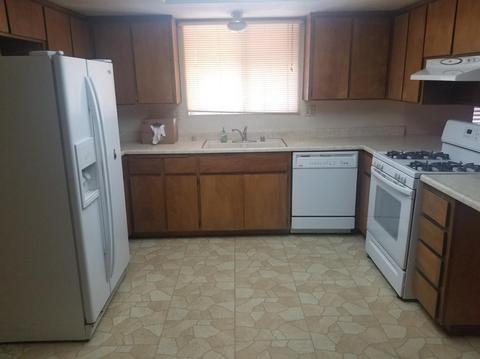 14590 Willow St, Hesperia, CA 92345 photo 4