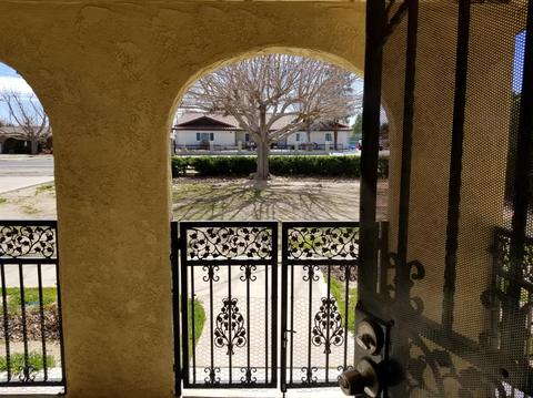 14590 Willow St, Hesperia, CA 92345 photo 2
