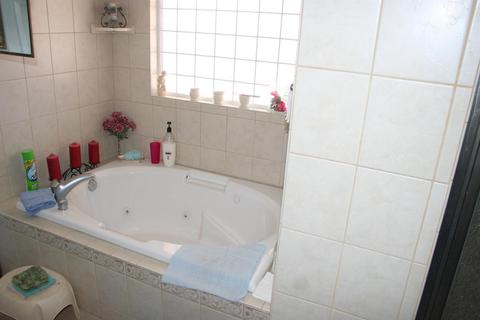 16046 Wato Rd, Apple Valley, CA 92307 photo 34