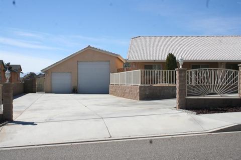 16046 Wato Rd, Apple Valley, CA 92307 photo 6
