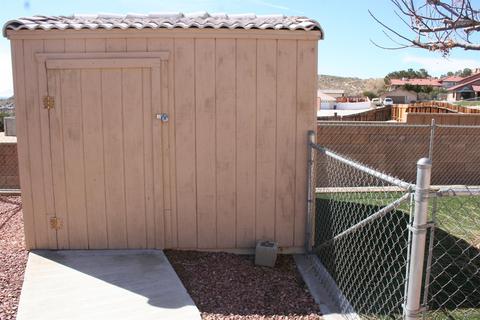 16046 Wato Rd, Apple Valley, CA 92307 photo 15