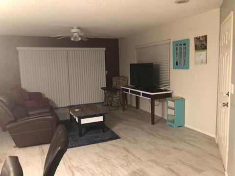 19037 Elm Dr, Apple Valley, CA 92308 photo 2