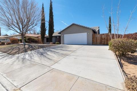 2018 Trinity Ave, Barstow, CA 92311 photo 3