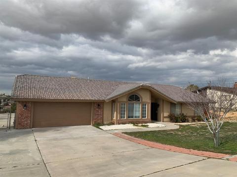 18504 Yuba St, Hesperia, CA 92345 photo 2