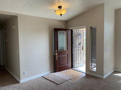 18504 Yuba St, Hesperia, CA 92345 photo 9