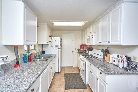7837 Victor Ave, Hesperia, CA 92345 photo 8
