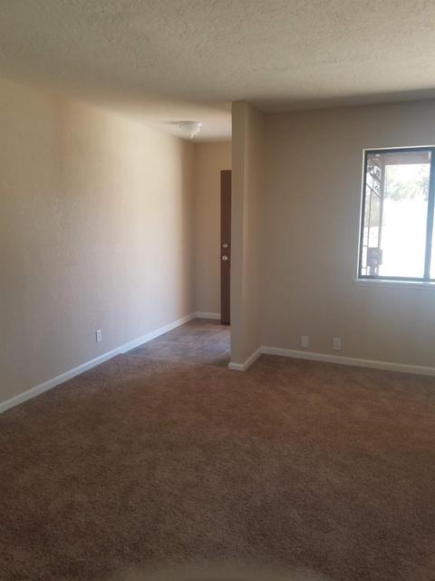 16444 Arcata Ln, Apple Valley, CA 92307 photo 3