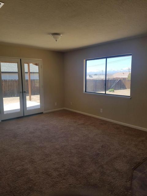 16444 Arcata Ln, Apple Valley, CA 92307 photo 4