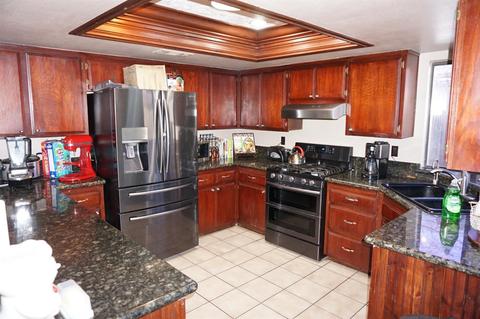 460 Emerald St, Barstow, CA 92311 photo 5