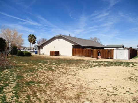 20042 Cronese Ln, Apple Valley, CA 92308 photo 25