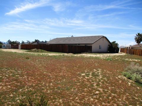 20042 Cronese Ln, Apple Valley, CA 92308 photo 27