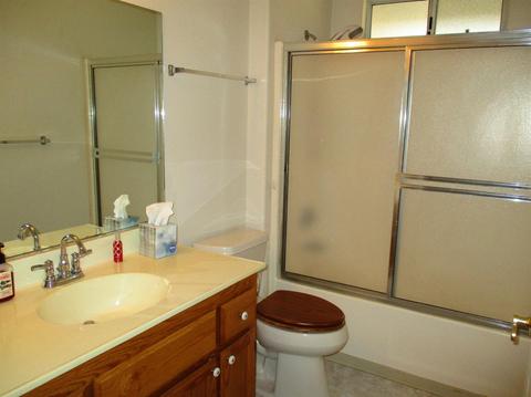 20042 Cronese Ln, Apple Valley, CA 92308 photo 11
