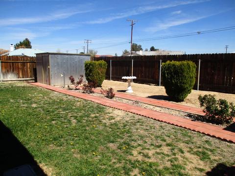 20042 Cronese Ln, Apple Valley, CA 92308 photo 23