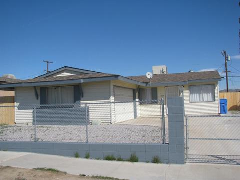 1645 Church St, Barstow, CA 92311 photo 2