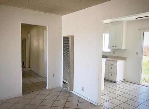 35919 Calico Rd, Yermo, CA 92398 photo 2