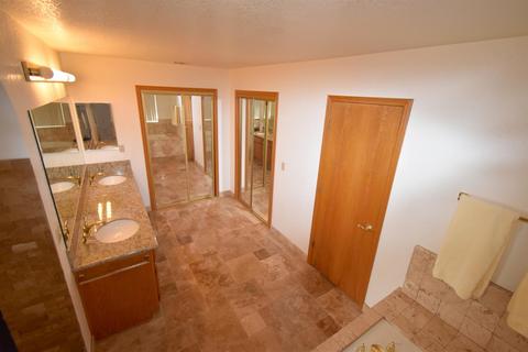 16188 Siskiyou Ct, Apple Valley, CA 92307 photo 26