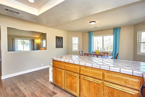 13927 Ivanpah Rd, Apple Valley, CA 92307 photo 14