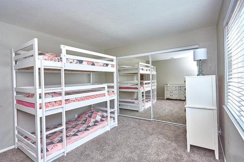 13927 Ivanpah Rd, Apple Valley, CA 92307 photo 18