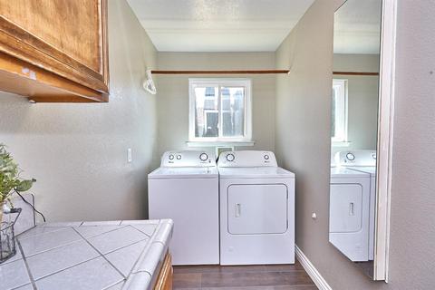 13927 Ivanpah Rd, Apple Valley, CA 92307 photo 21
