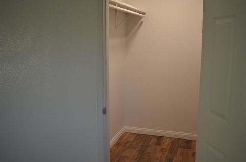 16017 Walnut St, Hesperia, CA 92345 photo 32