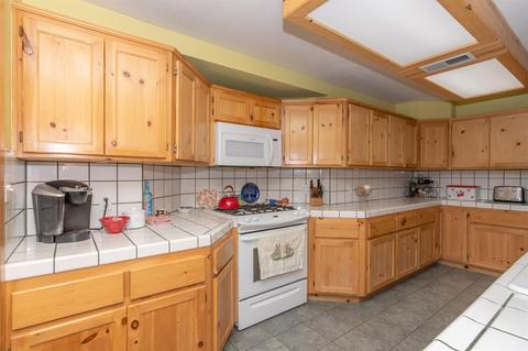 20590 Eyota Rd, Apple Valley, CA 92308 photo 22