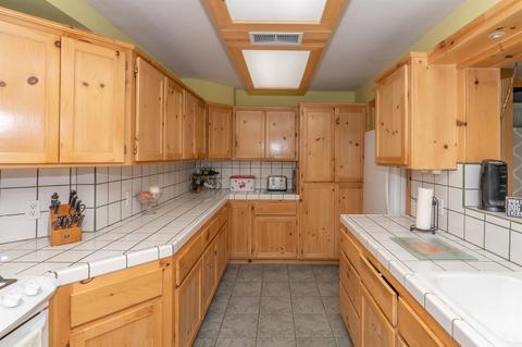 20590 Eyota Rd, Apple Valley, CA 92308 photo 23