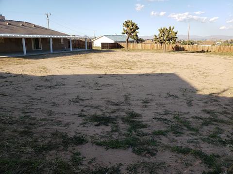 17859 Mesa St, Hesperia, CA 92345 photo 3
