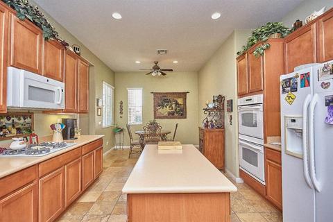 10317 Wilmington Ln, Apple Valley, CA 92308 photo 5