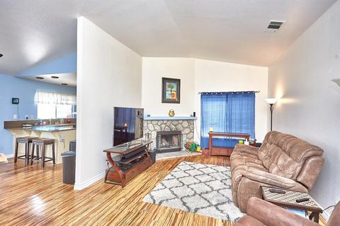 15135 Halinor St, Hesperia, CA 92345 photo 9