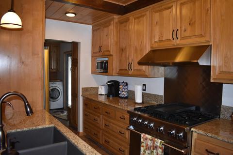 911 Evergreen Rd, Wrightwood, CA 92397 photo 14