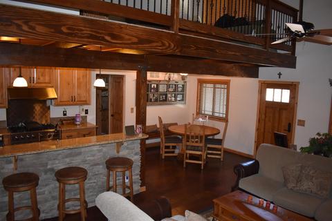 911 Evergreen Rd, Wrightwood, CA 92397 photo 13