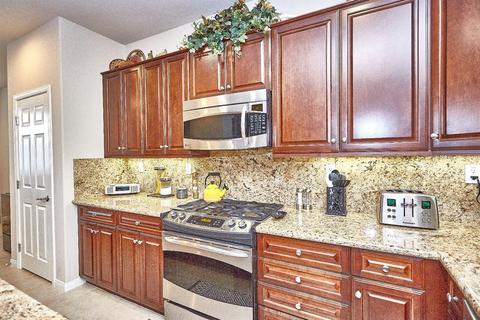 10389 Darby Rd, Apple Valley, CA 92308 photo 8