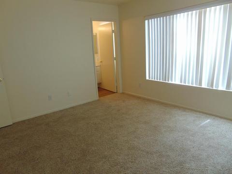 10841 Wakefield St E, Adelanto, CA 92301 photo 29