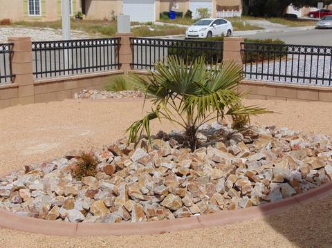10841 Wakefield St E, Adelanto, CA 92301 photo 3