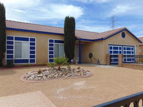10841 Wakefield St E, Adelanto, CA 92301 photo 1