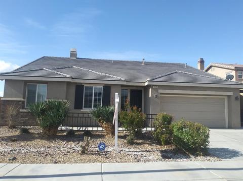 9139 Seal Beach Dr, Hesperia, CA 92344 photo 2