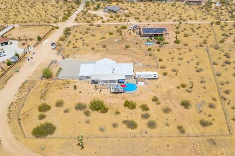 16267 Moccasin Rd, Apple Valley, CA 92307 photo 4