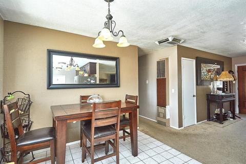 16653 Mesa St, Hesperia, CA 92345 photo 10