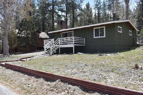 1011 Edna St, Wrightwood, CA 92397 photo 2