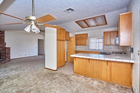 8929 Guava Ave, Hesperia, CA 92345 photo 8