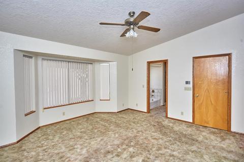 8929 Guava Ave, Hesperia, CA 92345 photo 22