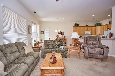 19562 Hanely St, Apple Valley, CA 92308 photo 9