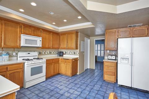 13442 Cuyamaca Rd, Apple Valley, CA 92308 photo 10