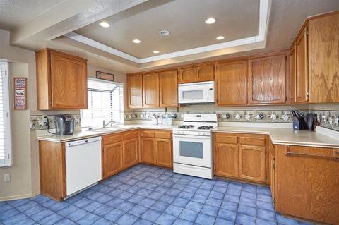 13442 Cuyamaca Rd, Apple Valley, CA 92308 photo 9