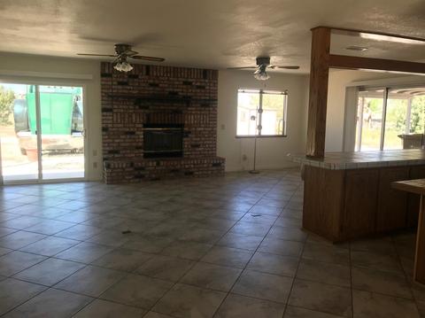 16568 Bodart St, Hesperia, CA 92345 photo 4