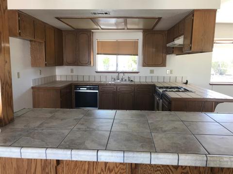 16568 Bodart St, Hesperia, CA 92345 photo 8