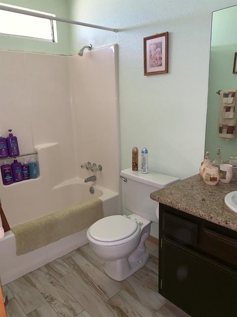 17822 Deodar St, Hesperia, CA 92345 photo 9