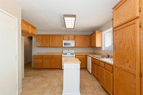 20973 Teton Rd, Apple Valley, CA 92308 photo 10